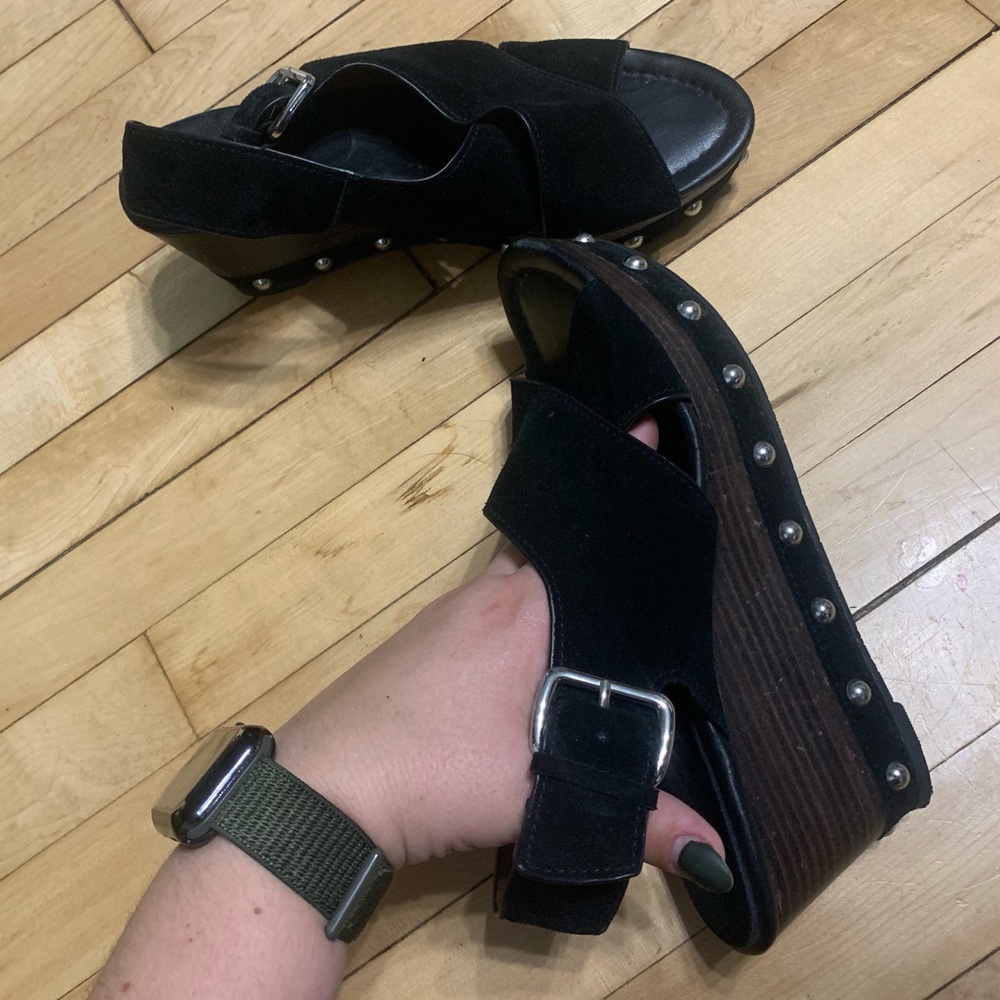 Donald Pliner Wedges